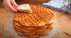 Dokonalá snídaně – Jablečné vafle z ingrediencí, které máte běžně doma
