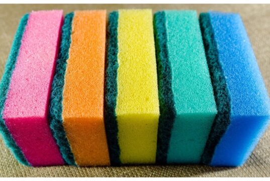 Barvy houbiček na nádobí: Co znamenají a jak je správně používat?