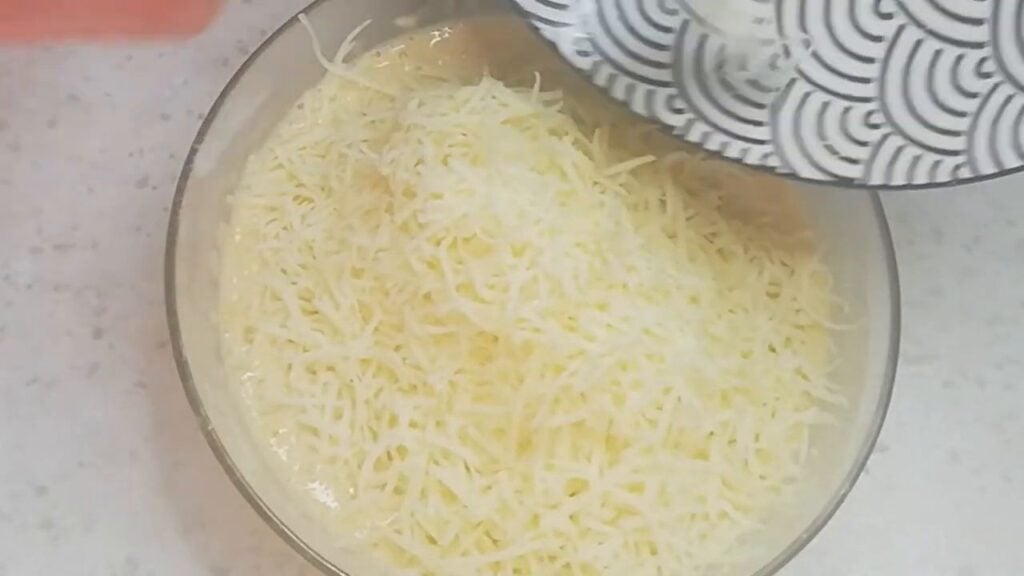 Kuřecí řízek v sýrovém závoji - recept od babičky