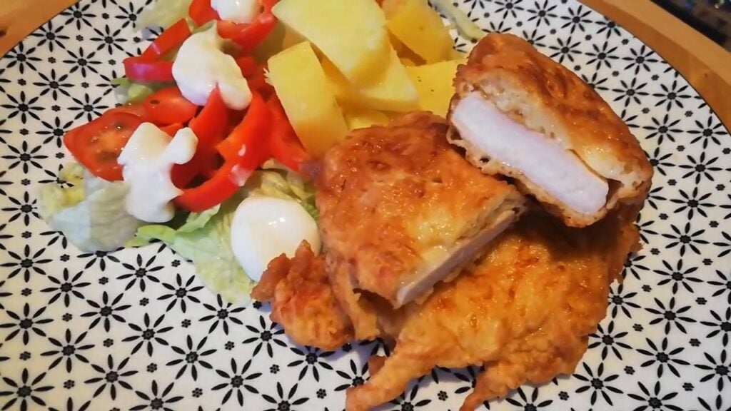 Kuřecí řízek v sýrovém závoji - recept od babičky