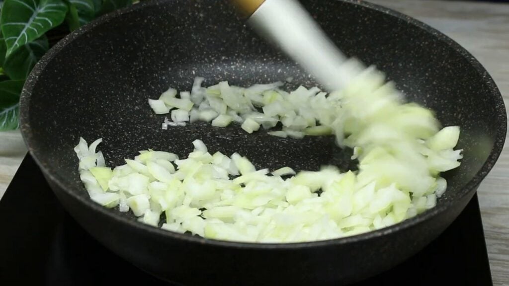 Zapečená brokolice se zeleninou v lahodné směsi se sýrem mozzarella