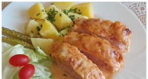 Roládky z mletého masa v šunce: Šťavnatá delikatesa se sýrovou peřinkou Masové roládky se šunkou, smetanou a sýrem: Šťavnatý oběd z jednoho pekáče