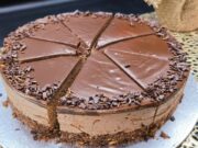 Sušenkovo-čokoládový dort s jemným smetanovým krémem - Bez pečení!