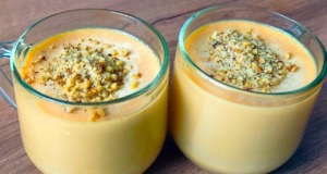 Lahodný mléčný dezert s karamelem a nasekanými ořechy ve sklenici – Pouze 3 ingredience! Lahodný mléčný dezert s karamelem a nasekanými ořechy v pohárů - Pouze 3 ingredience!