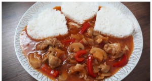 Kuřecí maso na zelenině a žampionech s rýží: Rychlý a šťavnatý recept