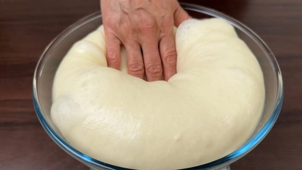 Domácí nadýchané křupavé křehké máslové croissanty - Trochu jinak!