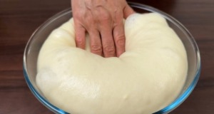 Domácí nadýchané křupavé křehké máslové croissanty – Trochu jinak! Domácí nadýchané křupavé křehké máslové croissanty - Trochu jinak!