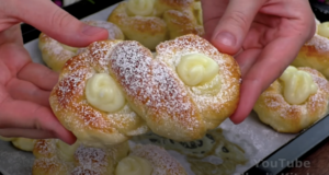VIDEO RECEPT: Domácí kynuté pudinkové buchty – dokonalý společník ke kávě