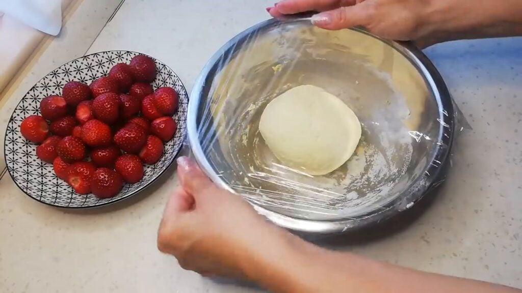 Dokonalé domácí jahodové knedlíky z tvarohového těsta: Netradiční recept 