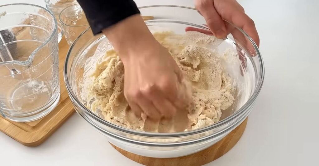 Rychlý recept: Na domácí křupavý turecký chléb - Lepší než kupovaný!