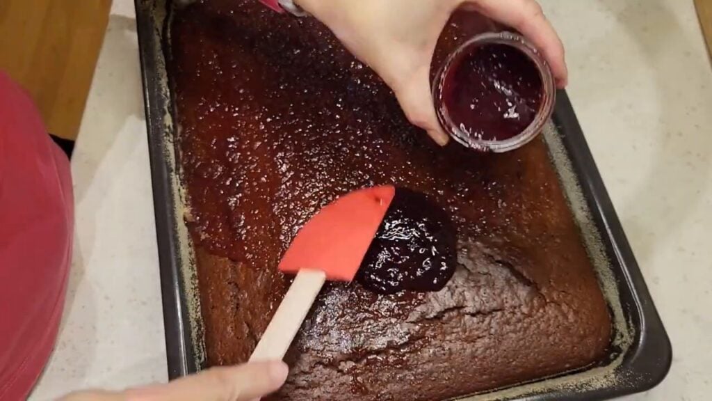 Recept na úžasný andělský kakaový perník s marmeládou a polevou - podle babiččina receptu!