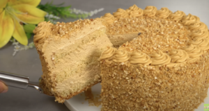 Magický tvarohovo-čokoládový dort s křupavými mandlemi: Recept krok za krokem Magický tvarohovo-čokoládový dort s křupavými mandlemi: Recept krok za krokem