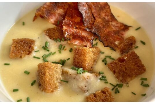 Krémová česnečka z pečeného česneku