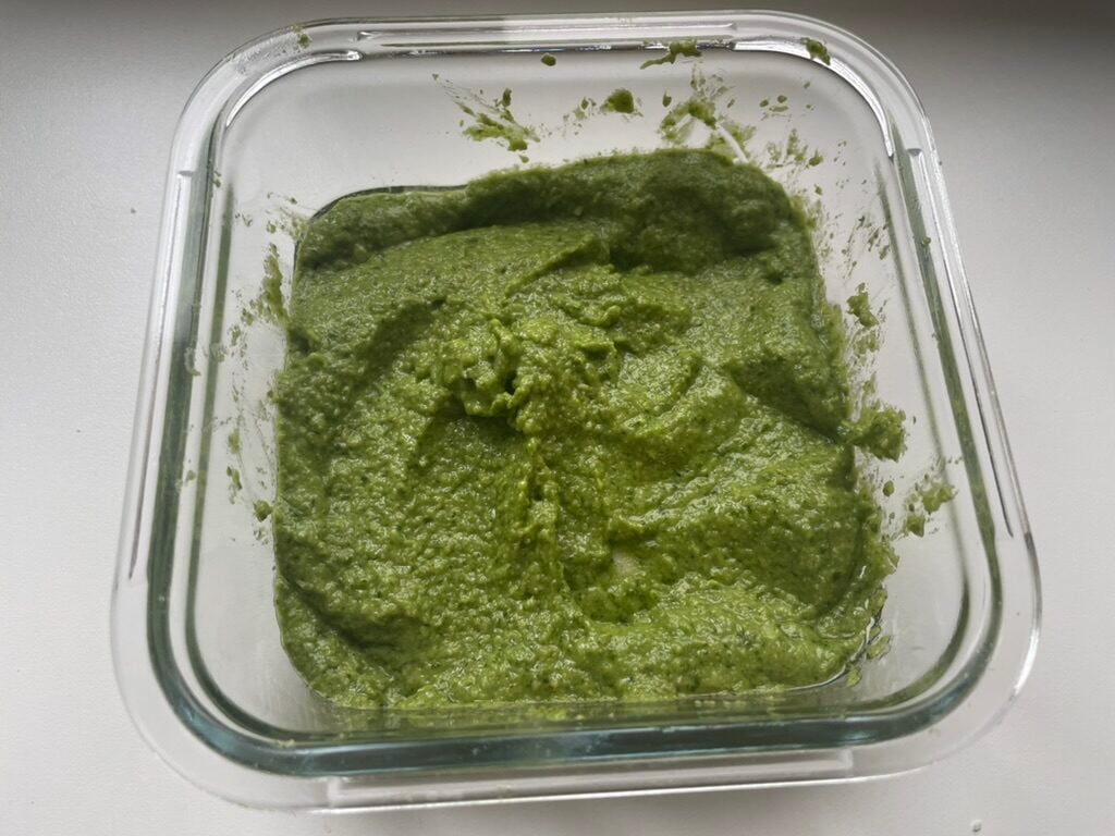 Jedinečné bazalkové pesto se slunečnicovými semínky: Snadný recept