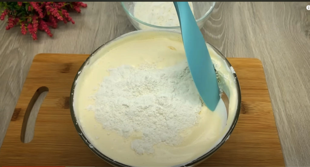 Vrstvená kokosová kostka s bílým jogurtem a mascarpone krémem - Ideální ke kávičce!