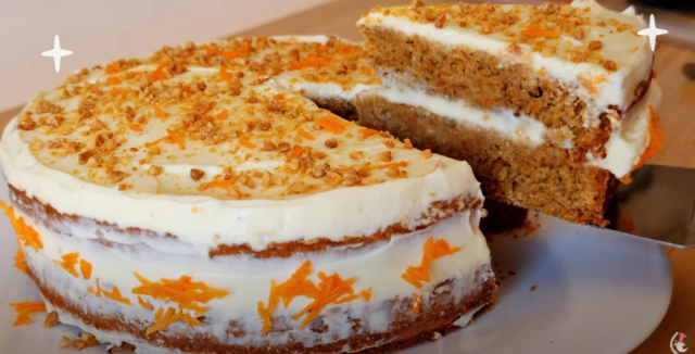 Lahodný mrkvový dort se smetanovo-tvarohovým krémem a ořechy - Lahodné potěšení! Lahodný mrkvový dort se smetanovo-tvarohovým krémem a ořechy - Lahodné potěšení!