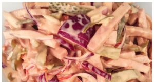 Gothaj, kapie, feferonky! Pikantní kemping salát podle retro receptu: Ideální na oslavy i k večeři