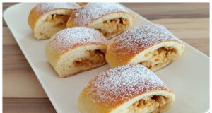 Jablečný závin z kynutého těsta – vláčný, voňavý a dokonale nadýchaný dezert