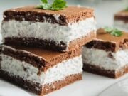 Kakaový dezert s tvarohem a chia semínky: Recept na zdravou sladkost