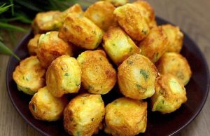 Recept na originální přílohu – Smažené brambory v těstíčku!