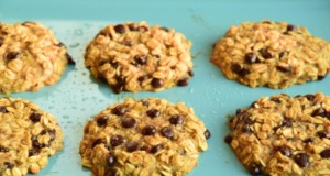 Jednoduchý a velice rychlý recept na zdravé mlsání – Banánové sušenky z ovesných vloček!