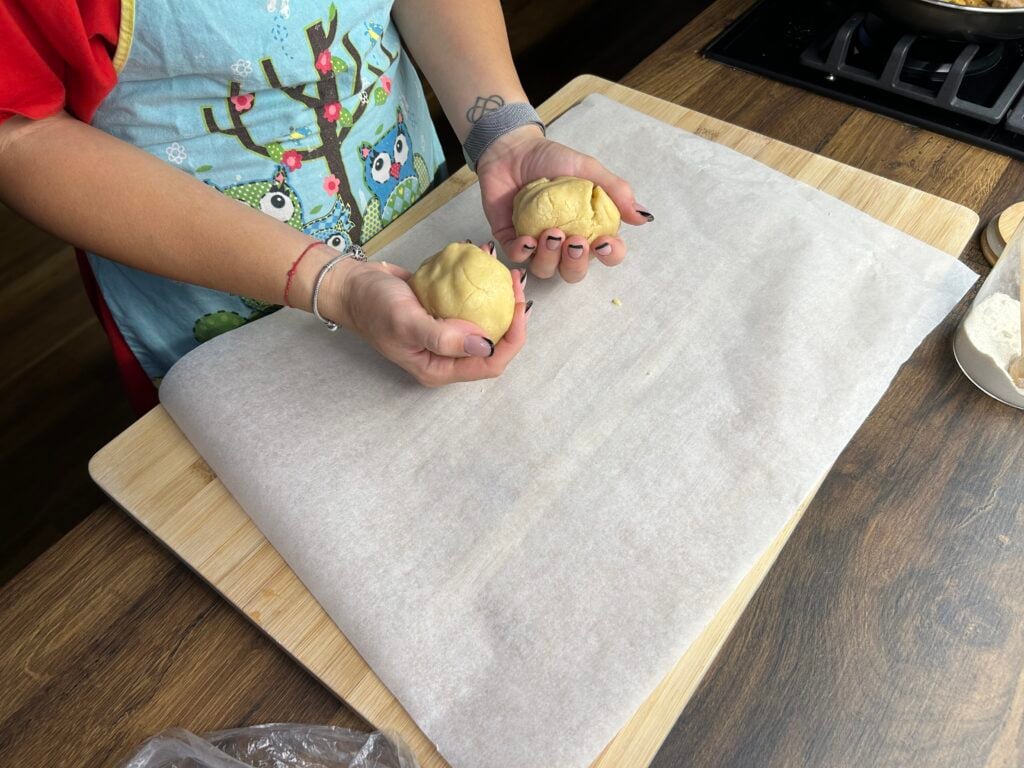 Linecké rohlíčky plněné jablky - recept jako od babičky 