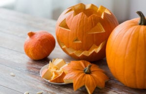 15+ více inspirací pro krásné a jedinečné vyřezávání halloweenských dýní