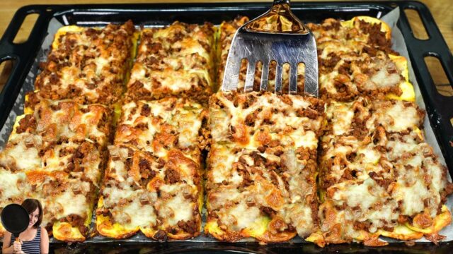 Zapečená bramborová pochoutka se sýrem a mletým hovězím masem - Snadná večeře na stole! Zapečená bramborová pochoutka se sýrem a mletým hovězím masem - Snadná večeře na stole!