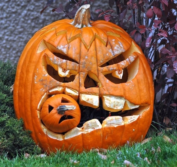 15+ více inspirací pro krásné a jedinečné vyřezávání halloweenských dýní 