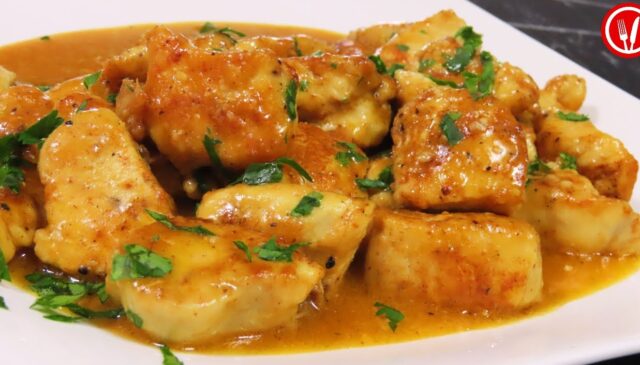 Smažená kuřecí prsa v česnekovo-citronové omáčce - Delikátní lehká večeře! Smažená kuřecí prsa v česnekovo-citronové omáčce - Delikátní lehká večeře!