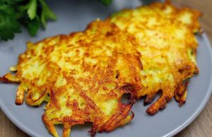 Jednoduchý recept na skvělé bramboráčky plněné kuřecím masem!