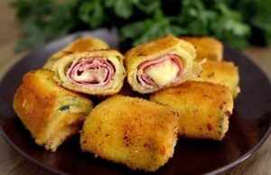 Smažené křupavé cukety CORDON BLEU plněné šunkou a sýrem