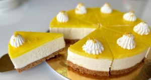 Sušenkový CHEESECAKE se smetanovo-citronovým tvarohem a citronovou polevou – bez pečení Sušenkový CHEESECAKE se smetanovo-citronovým tvarohem a citronovou polevou - bez pečení