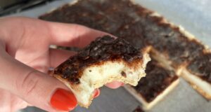 Nepečený krupicový dezert z BeBe sušenek: Krupicová kaše trochu jinak, kterou ohromíte i návštěvu Nepečený krupicový dezert se sušenkami: jednoduchý moučník z dětských let