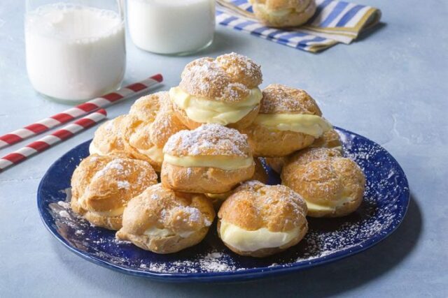 Finger-Licking-Good-Mini-Cream-Puffs_TOHVP24_164891_MF_04_10_1
