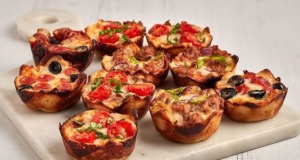 Mini pizza muffiny: Lahodná a rychlá svačinka na každou příležitost