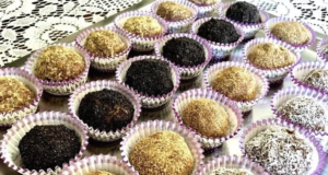 Medové perníkové kuličky s ořechy a čokoládovým krémem Medové perníkové kuličky s ořechy a čokoládovým krémem: Sváteční cukroví n vašem stole!