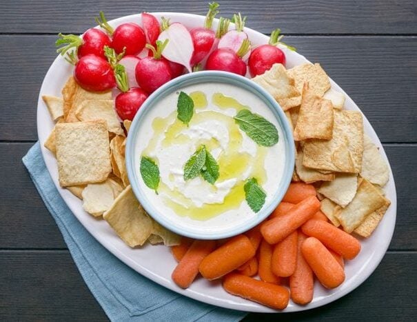 Krémový feta dip: Jednoduchý a lahodný předkrm pro každou příležitost