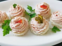 Kanapky se šunkovou pěnou – rychlé pohoštění na silvestrovskou párty