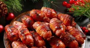 Koktejlové párky v slanině a listovém těstě – rychlé silvestrovské pohoštění Koktejlové párky v slanině a listovém těstě – rychlé silvestrovské pohoštění