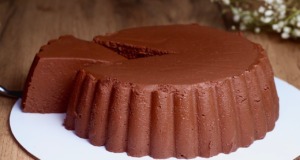 Krémový jablečno-čokoládový dezert: Sladké pohlazení z pouhých dvou ingrediencí a bez pečení! Jednoduchý jablečno-čokoládový dezert: Pouze 2 ingredience!