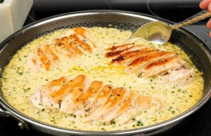 Rychlý a chutný recept na kuřecí maso na smetaně!