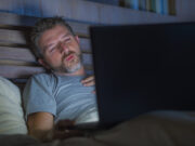 Pořád mě podváděl online. Rozhodla jsem se, že ho zničím jeho vlastní hrou