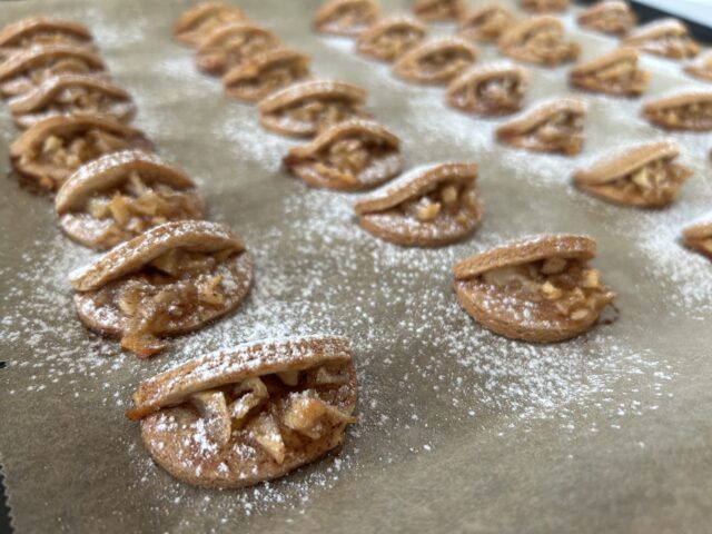 9B2B4015-6F04-4EE0-A880-891A906E4585