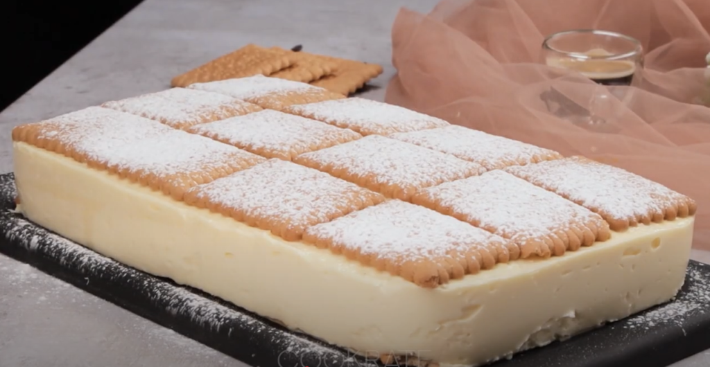 Desert Cheesecake fără coacere cu prăjituri: Un desert rapid și cremos fără coacere