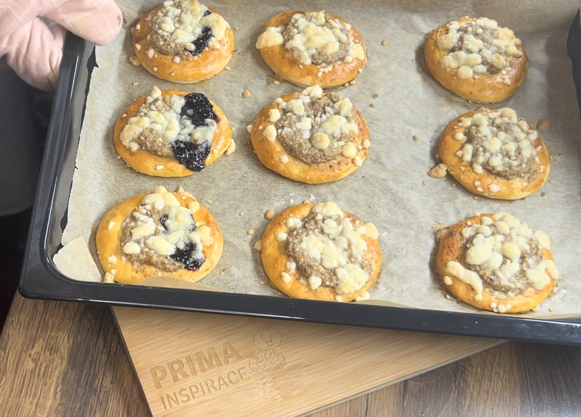 Moravské koláče s tvarohem, ořechy a povidly: nadýchaná klasika, která voní domovem