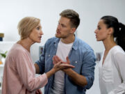 Tchyně nás rozeštvávala tak dlouho, až jsme ji odstřihli