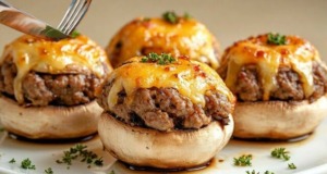 Plněné žampiony s krůtím masem a mozzarellou – zdravý a chutný recept Plněné žampiony s krůtím masem, zeleninou a zapečenou mozzarellou