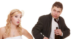 Na svatbě kamarádky jsem se zapletla s ženatým mužem. Skončilo to katastrofou.