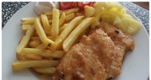 Kuřecí plátek s hranolkami: Recept na nejjednodušší a nejšťavnatější kuřecí maso